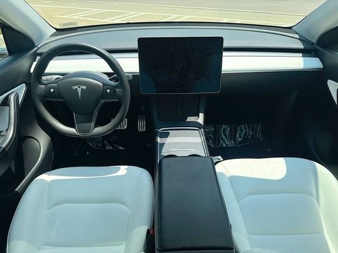 Used 2021 Tesla Model Y Performance AWD/4WD image 21