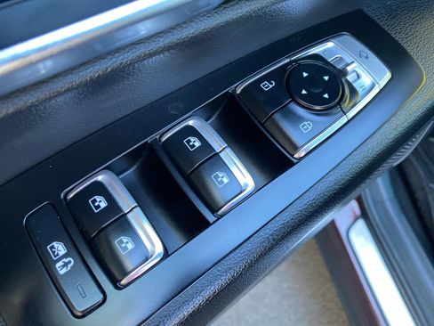 Used 2020 Kia Telluride SX image 24