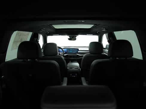 New 2026 Buick Enclave Avenir w/ Super Cruise Package image 11