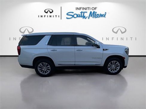 Used 2022 GMC Yukon SLT w/ SLT Luxury Package image 8