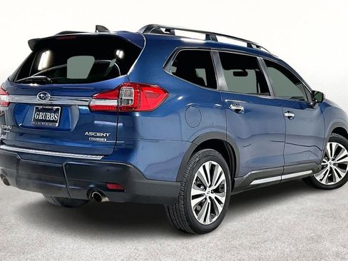 Used 2019 Subaru Ascent Touring image 2