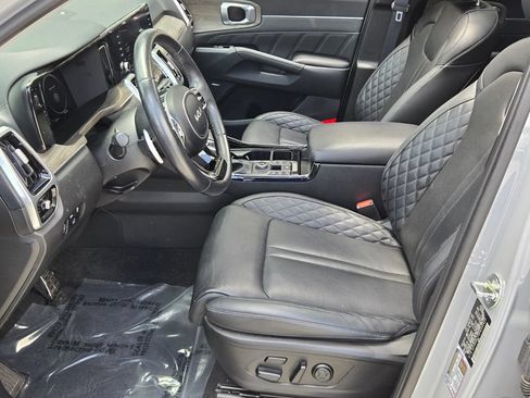 Used 2023 Kia Sorento SX Prestige AWD/4WD image 12
