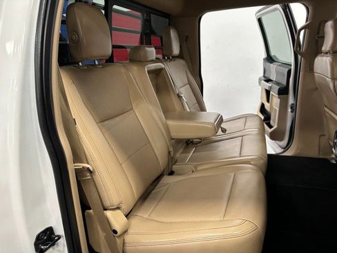 Used 2017 Ford F350 Lariat w/ FX4 Off-Road Package image 38