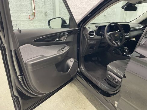 New 2026 Chevrolet TrailBlazer LT w/ Convenience Package image 12