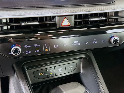 Used 2025 Kia K5 LXS image 23
