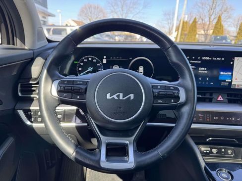 Used 2024 Kia Sportage SX Prestige image 12