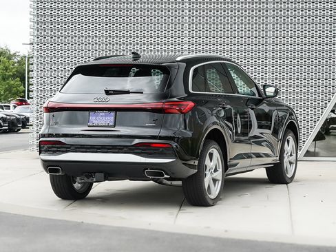 New 2025 Audi Q5 2.0T Premium Plus image 3