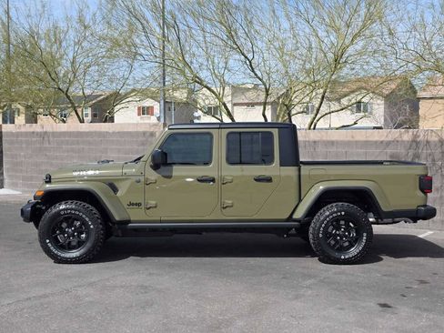 New 2026 Jeep Gladiator Sport image 7