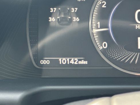 Certified 2025 Lexus ES 350 image 33