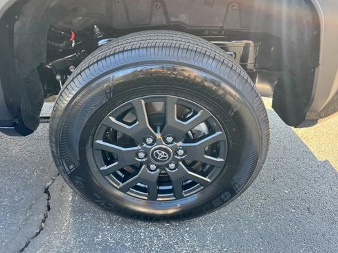 Used 2025 Toyota 4Runner TRD Sport Premium image 7