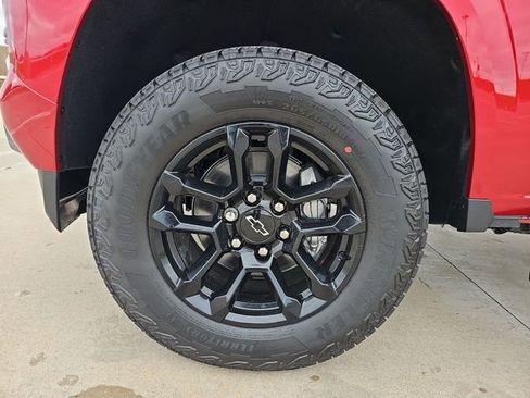 New 2026 Chevrolet Silverado 1500 LT AWD/4WD image 32