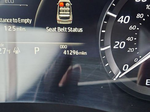 Used 2020 Toyota Highlander XLE image 13