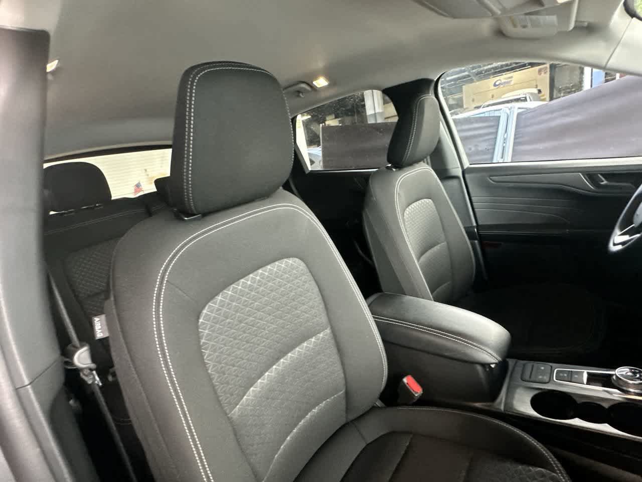 Used 2025 Ford Escape Active FWD image 27