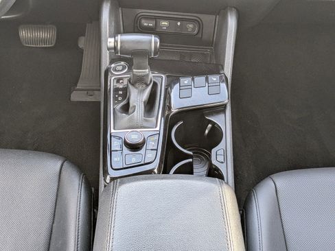 Certified 2023 Kia Sportage SX image 22