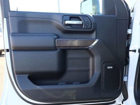 Used 2022 GMC Sierra 3500 Denali AWD/4WD image 14