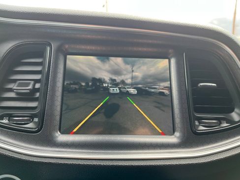 Used 2015 Dodge Challenger SXT Plus image 14