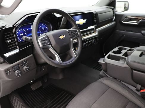 Used 2024 Chevrolet Silverado 1500 LT AWD/4WD image 15