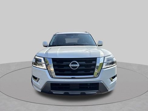 Used 2022 Nissan Armada SV w/ SV Appearance Package RWD image 12
