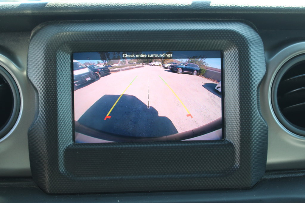 Used 2023 Jeep Wrangler Sport AWD/4WD image 18