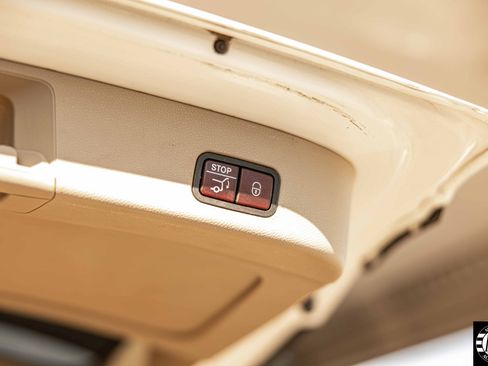 Used 2016 Mercedes-Benz GL 450 4MATIC w/ Premium I Package image 17