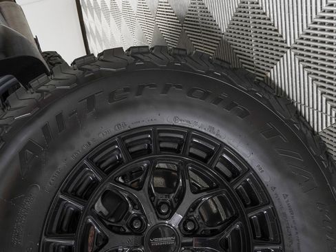 Used 2025 Ford F150 Raptor w/ Equipment Group 803A Raptor R image 36