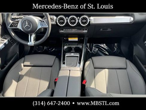New 2026 Mercedes-Benz GLB 250 4MATIC image 6