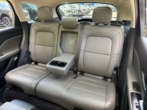 Used 2023 Lincoln Corsair AWD w/ Equipment Group 101A image 15