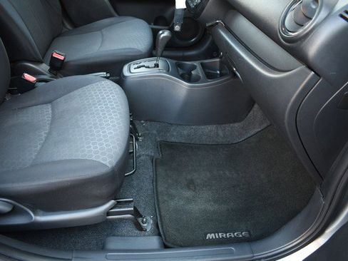 Used 2015 Mitsubishi Mirage DE image 25