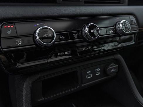 New 2025 Honda Pilot TrailSport image 20