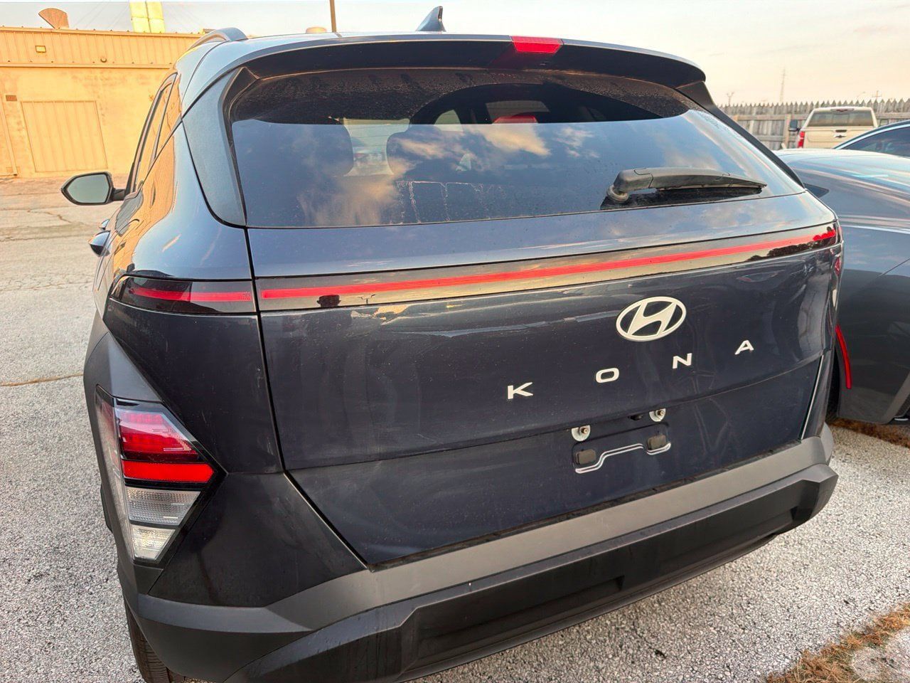 Used 2024 Hyundai Kona SEL FWD image 3
