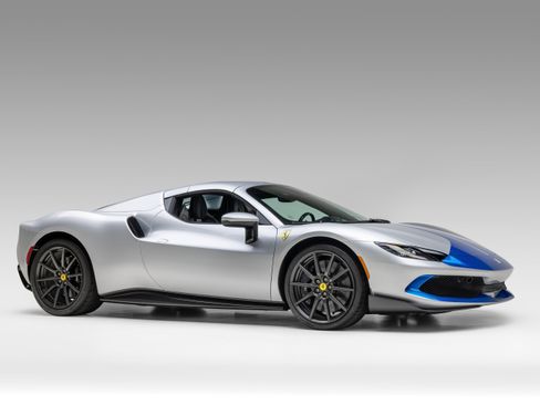 Used 2023 Ferrari 296 GTS image 16