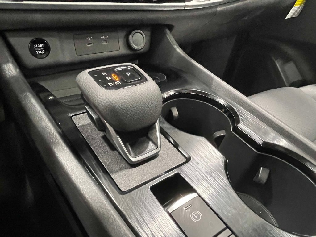 Used 2026 Nissan Rogue Dark Armor FWD image 37