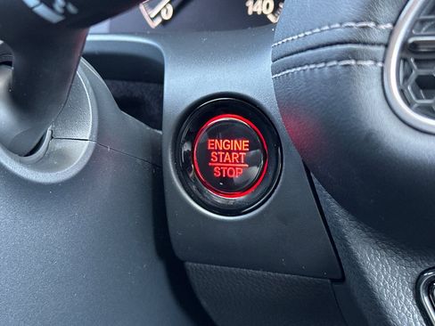 New 2026 Honda HR-V EX-L image 23