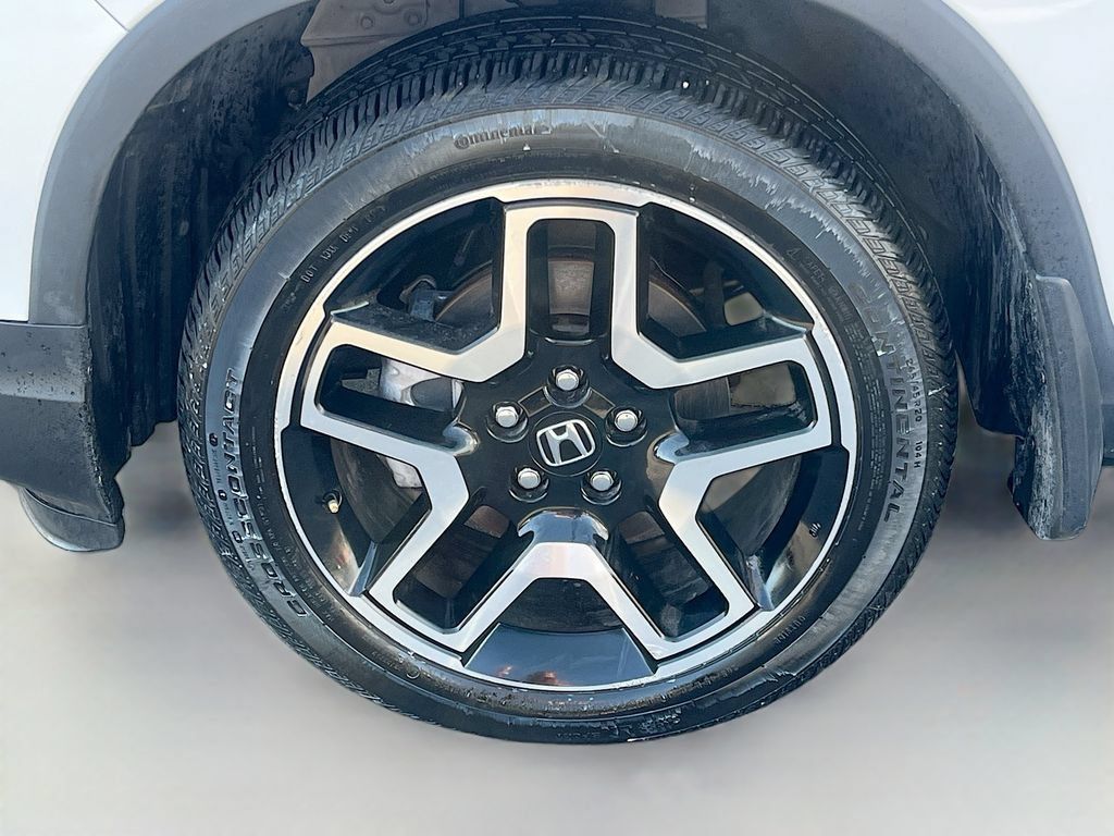 Used 2023 Honda Passport Elite image 32