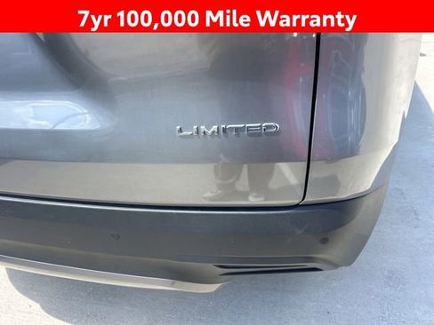 Certified 2025 Toyota Grand Highlander FWD image 4