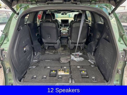 Used 2026 Toyota Sienna Platinum AWD/4WD image 6