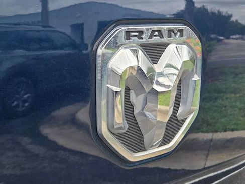 Used 2019 RAM 1500 Big Horn RWD image 15