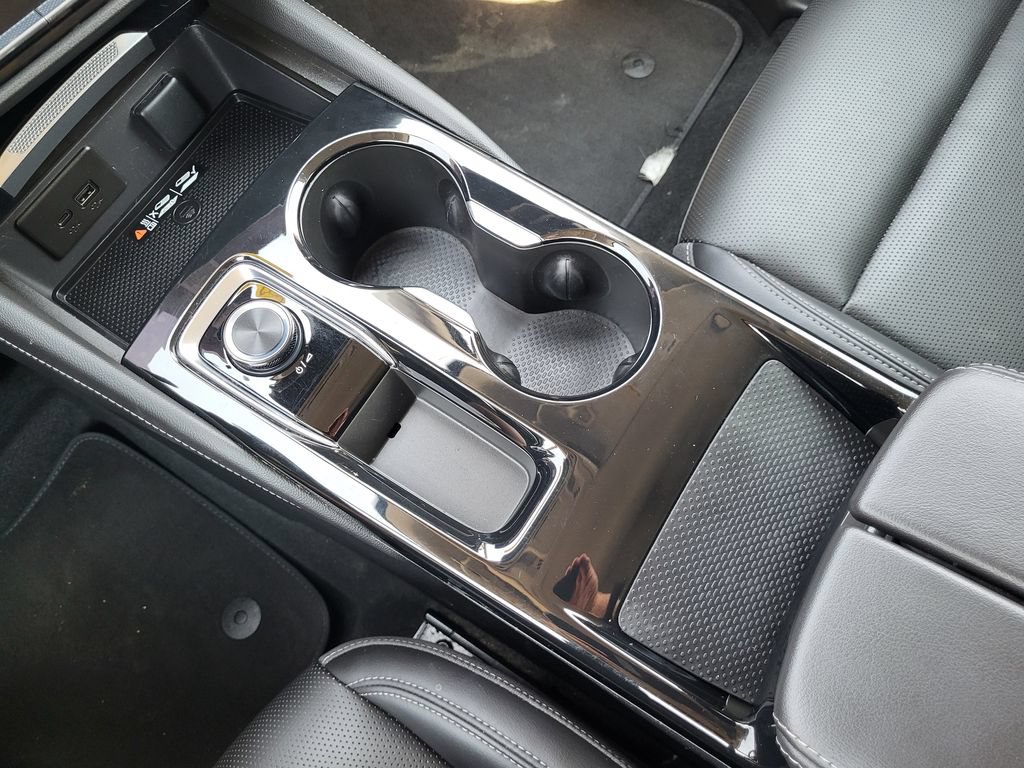Used 2024 Buick Envision Preferred AWD/4WD image 16