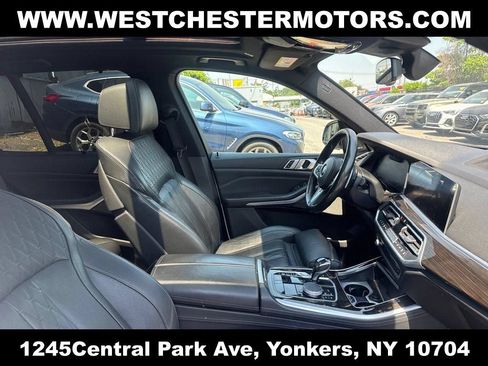 Used 2019 BMW X5 xDrive40i w/ M Sport Package AWD/4WD image 16