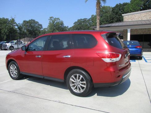 Used 2013 Nissan Pathfinder S FWD image 20