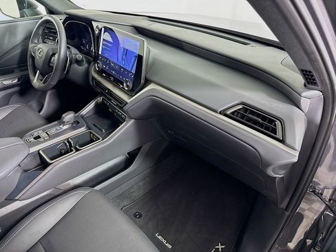 Certified 2025 Lexus TX 350 350 Premium w/ Technology Package image 31