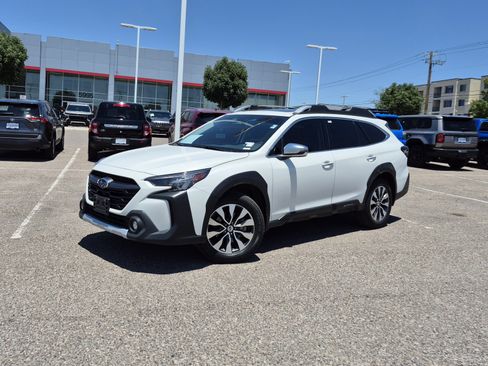 Used 2023 Subaru Outback Touring w/ Tech Package 2 AWD/4WD image 1