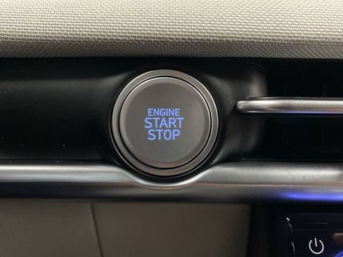 New 2025 Hyundai Tucson Limited image 24