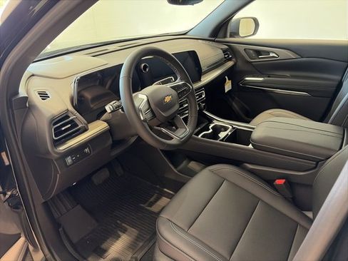 New 2026 Chevrolet Traverse LT w/ Driver Confidence Package image 8