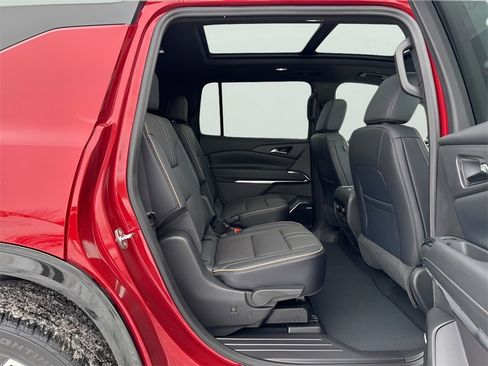 New 2026 Chevrolet Traverse High Country image 11