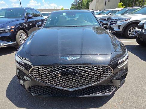 Used 2025 Genesis G70 2.5T AWD/4WD image 2
