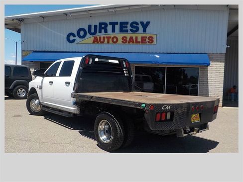 Used 2014 RAM 3500 Tradesman w/ Chrome Appearance Group AWD/4WD image 3