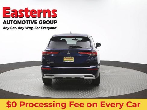 Used 2022 Mitsubishi Outlander SE AWD/4WD image 26