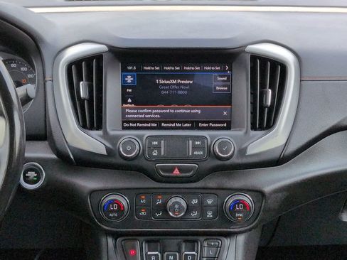 Used 2019 GMC Terrain SLT FWD image 17