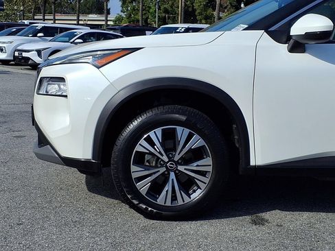Used 2022 Nissan Rogue SV FWD image 14